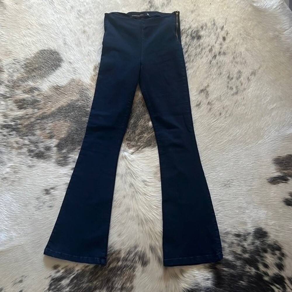 Cuesta Blanca (Argentina) Dark Wash Jeans Size: 40 (XS/S)